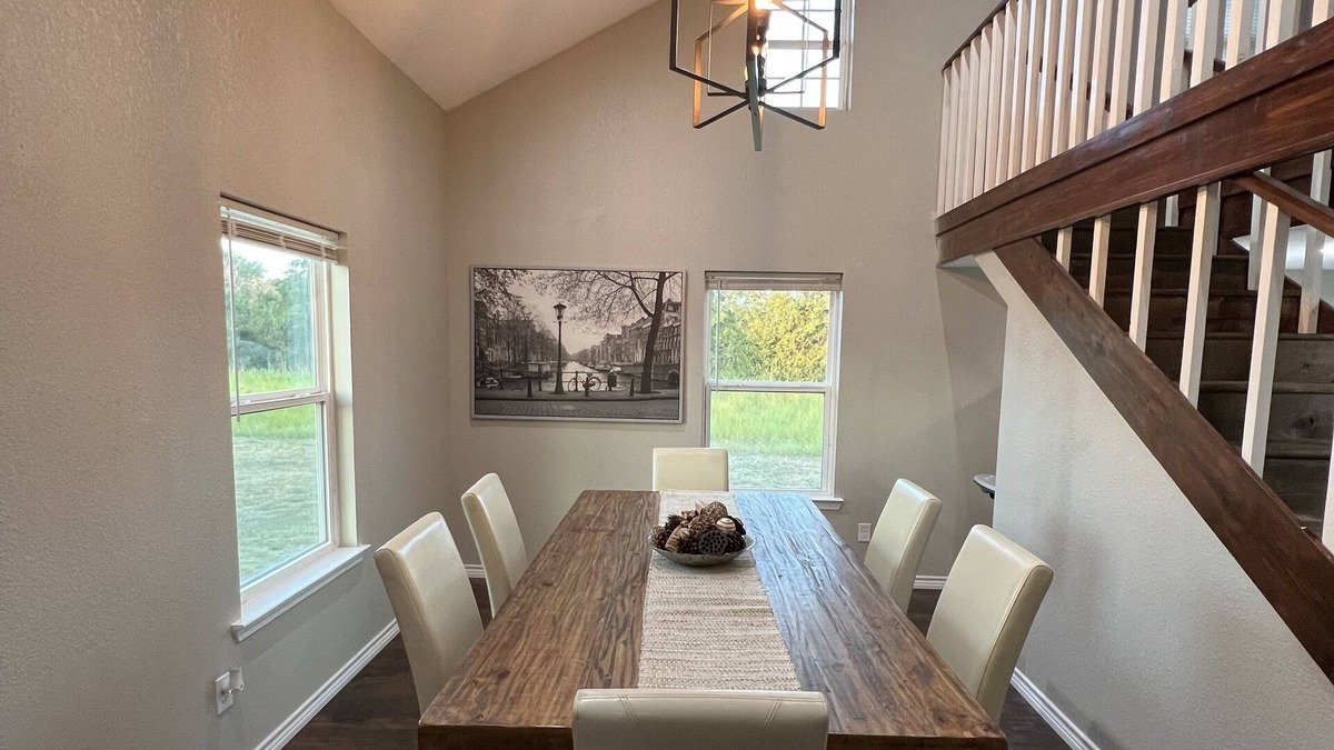 Waco House | Relax and enjoy BEST nature view! 10 acres of Nature, perfect to peaceful time