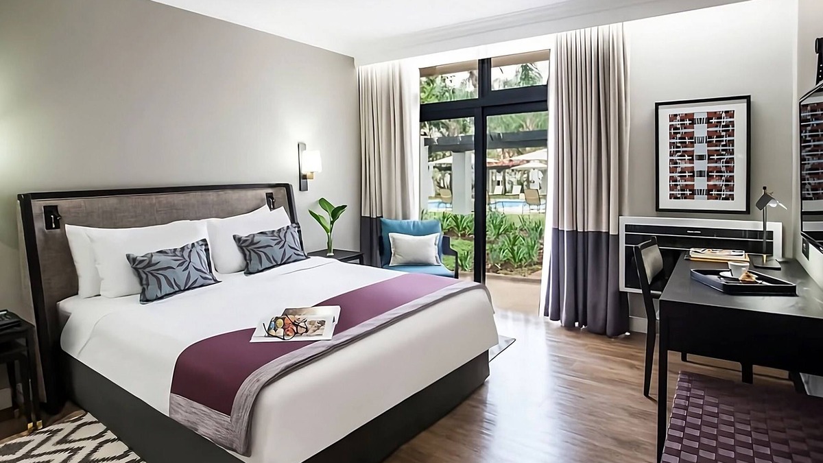 Gaborone Hotel | Relax and Recharge! 4 Units with Free Parking and Shuttle, Sports Courts, Pool!