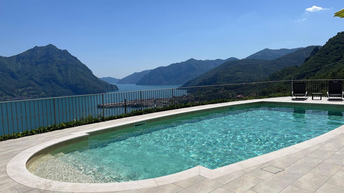 Lovere Apartment | Relax and recharge in this oasis of quiet and elegance.