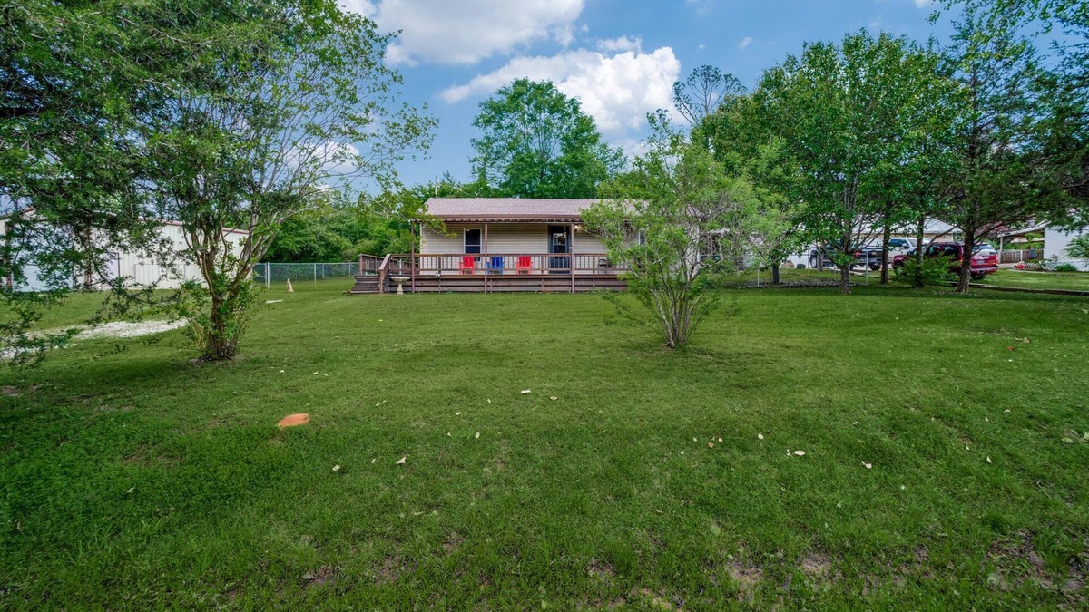 Pottsboro House | Relax and Reconnect at Lake Texoma Lodge - Tranquil Setting Near Marinas and Choctaw Casino!