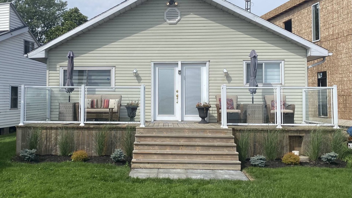 Selkirk Cottage | Relax and Rejuvenate on Lake Erie