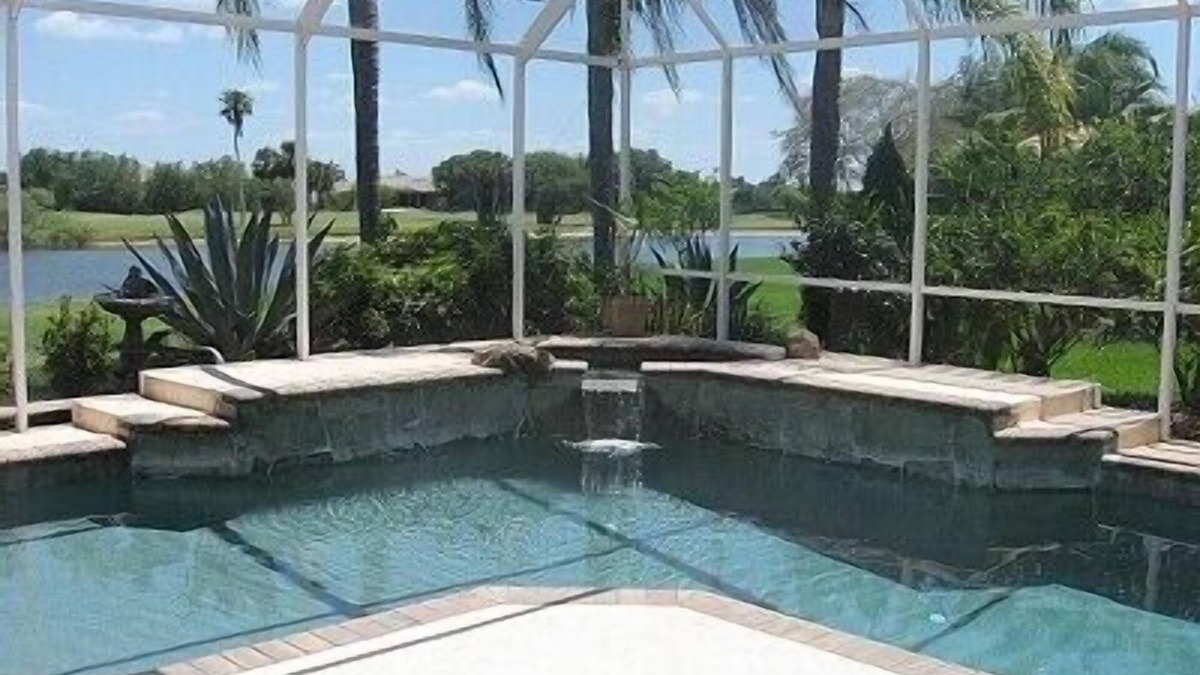Sarasota House | RELAX AND REJUVENATE