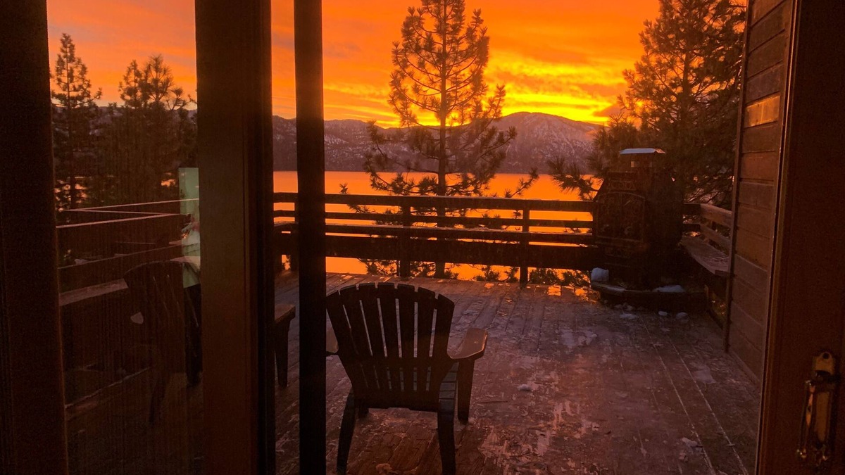 Crystal Bay House | Relax and Unwind at The Blue View
