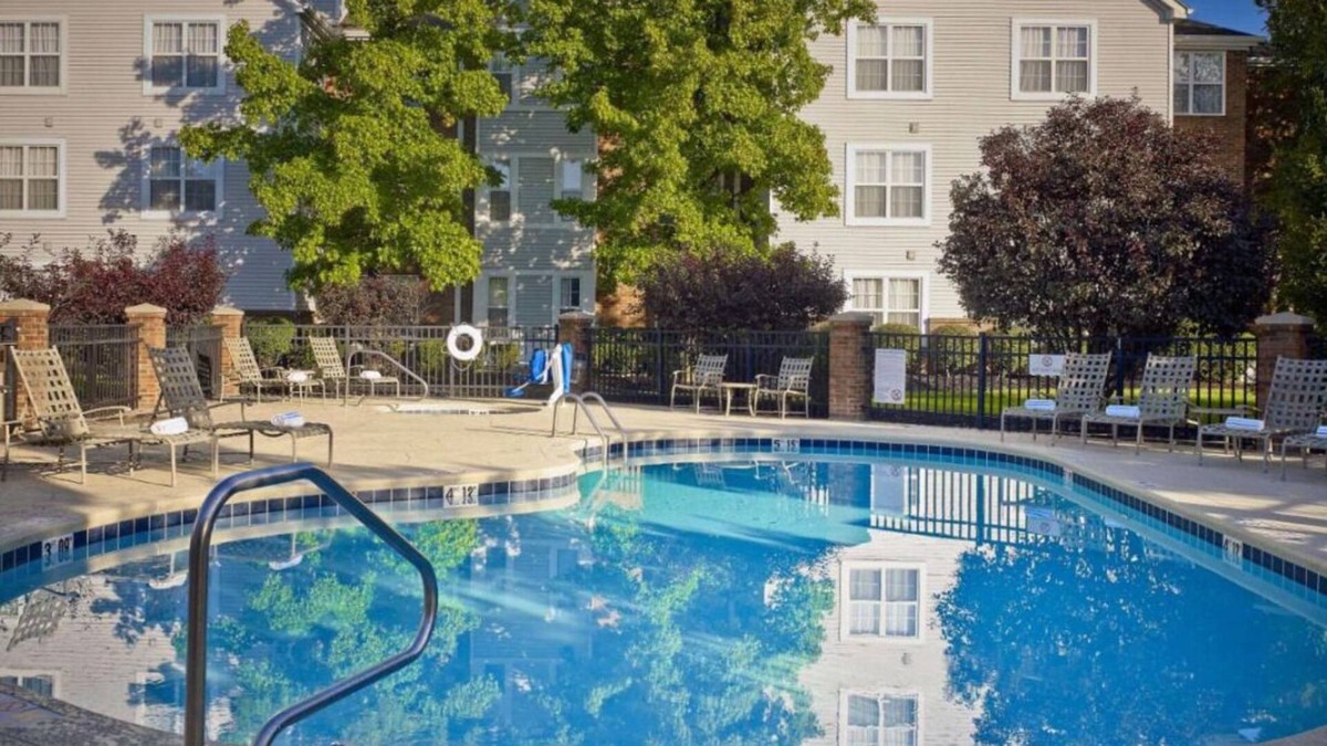 Sharonville House | Relax and Unwind! 3 Pet-friendly Units, Minutes to Chamberlin Park