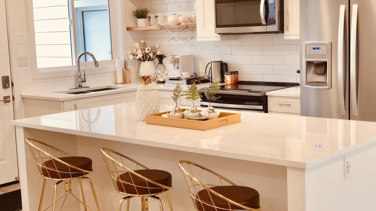 Dawson Creek House | Relax at Fiddle & Fern