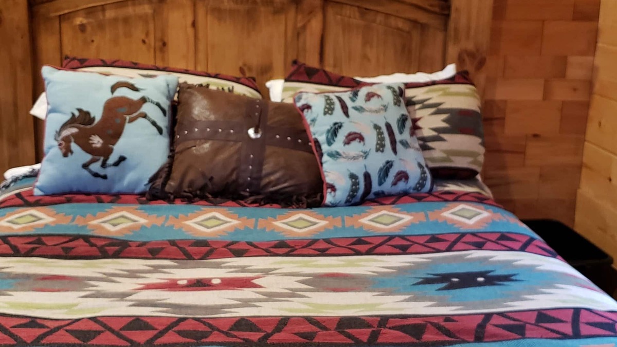 Vicksburg House | Relax at the Farm