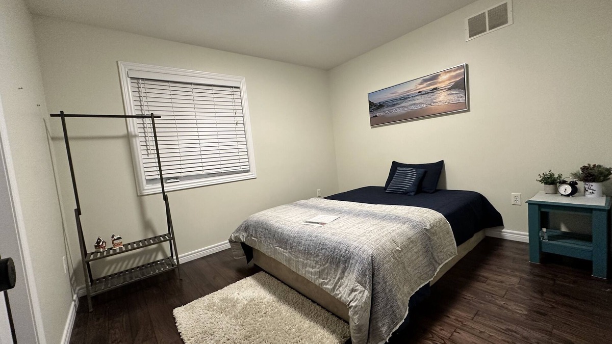 Grand River South House | Relax at this peaceful place to stay & all amenities are nearby