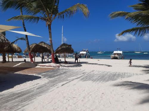 Playa Bibijagua Apartment | RELAX @ BEACH, BIBIJAGUA