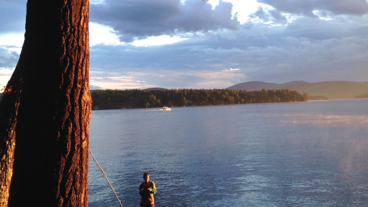 Wolfeboro Cottage | Relax by Lake Winnipesaukee : 2-bedroom cottage, featured by Yankee Magazine.