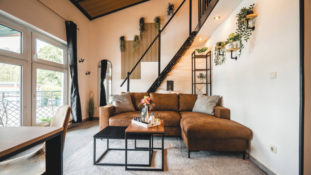 Lohmen Apartment | Relax by the lake - vacation apartment with barbecue & private terrace