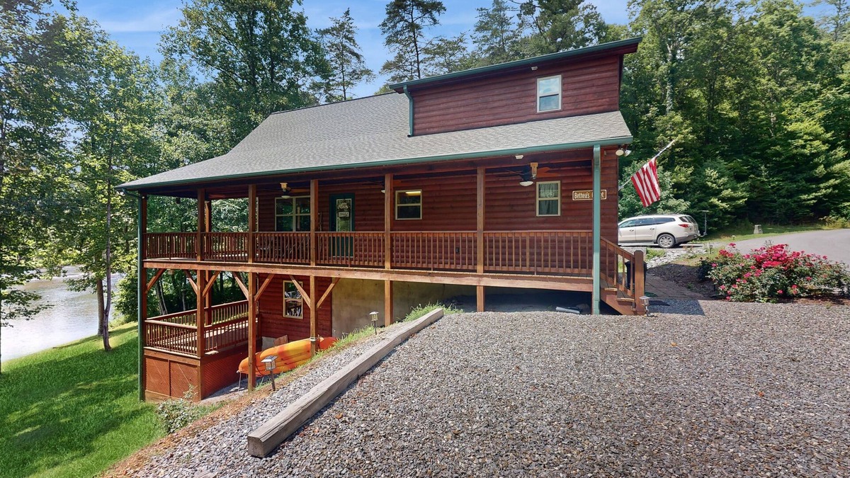 Murphy Cabin | Relax by the river in Murphy: Spacious decks, stunning views, and endless advent