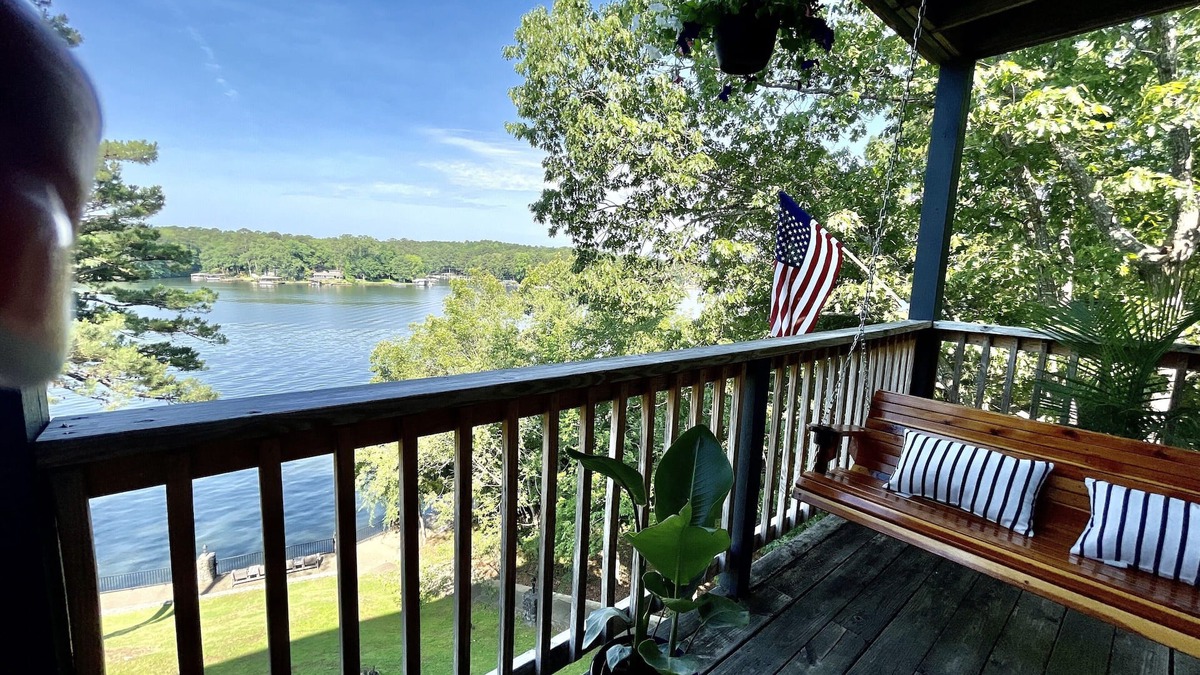 Mid America Condo | Relax & Enjoy beautiful Sunsets! * Boating Packages Available!