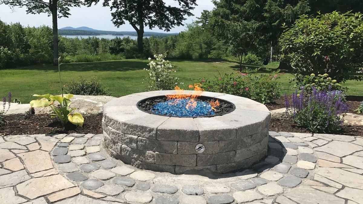 Lamoine House | Relax, Hodgkins' House, near Acadia, Bar Harbor with ocean views of Eastern Bay.
