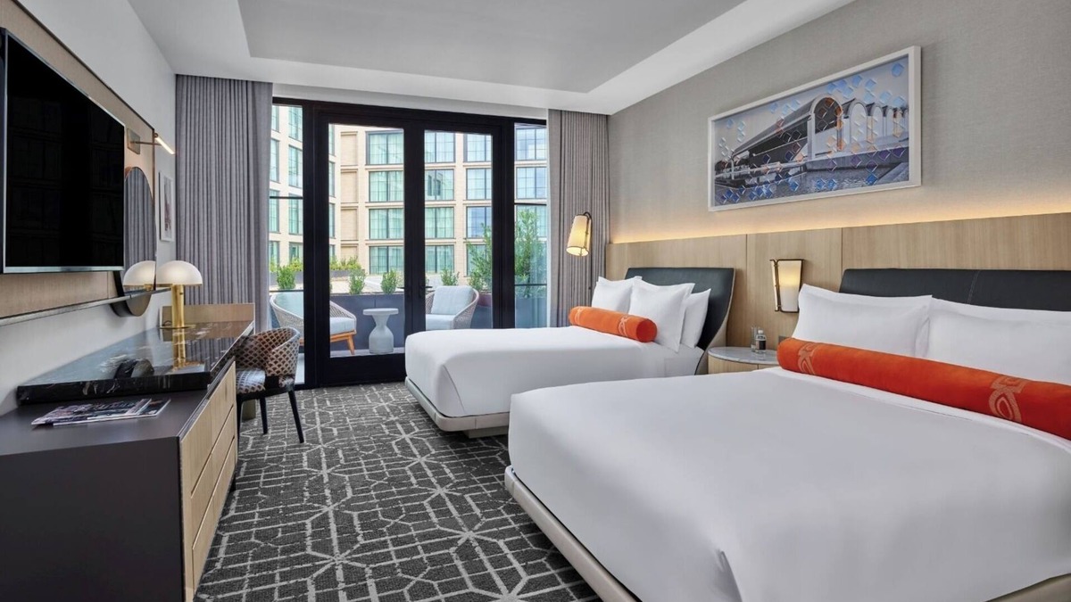 Fort Worth Cultural District Hotel | Relax in a Cozy Room at Heart of Fort Worth's Attractions