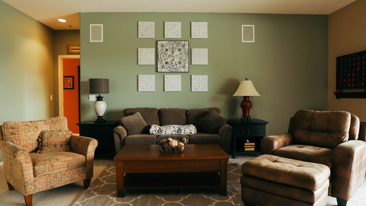 Coeur d'Alene Apartment | Relax in beautiful mountain serenity while planning your local adventures.