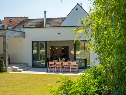 Kortrijk House | Relax in Kortrijk Luxury, cleaning included