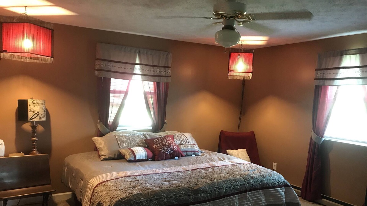 Richmond House | Relax in Private & Spacious (2000 sf) Comfort Near I-75 & EKU