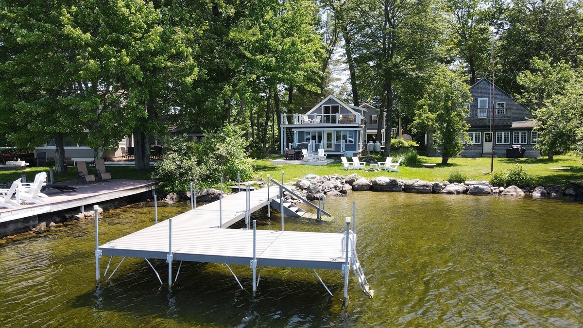 Raymond House | Relax in Raymond's lakefront 2-bedroom vacation home, just steps to Sebago Lake
