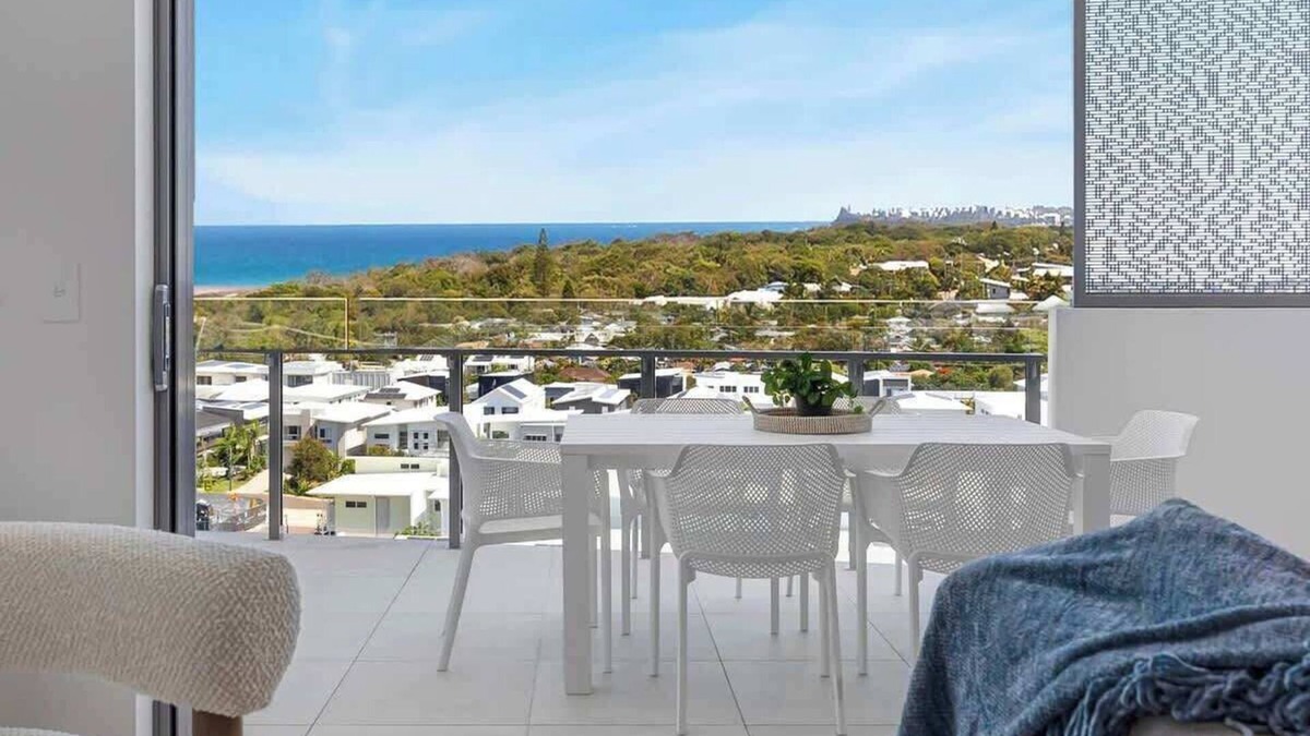 Bokarina Apartment | Relax in Resort-style Serenity with Stunning Views