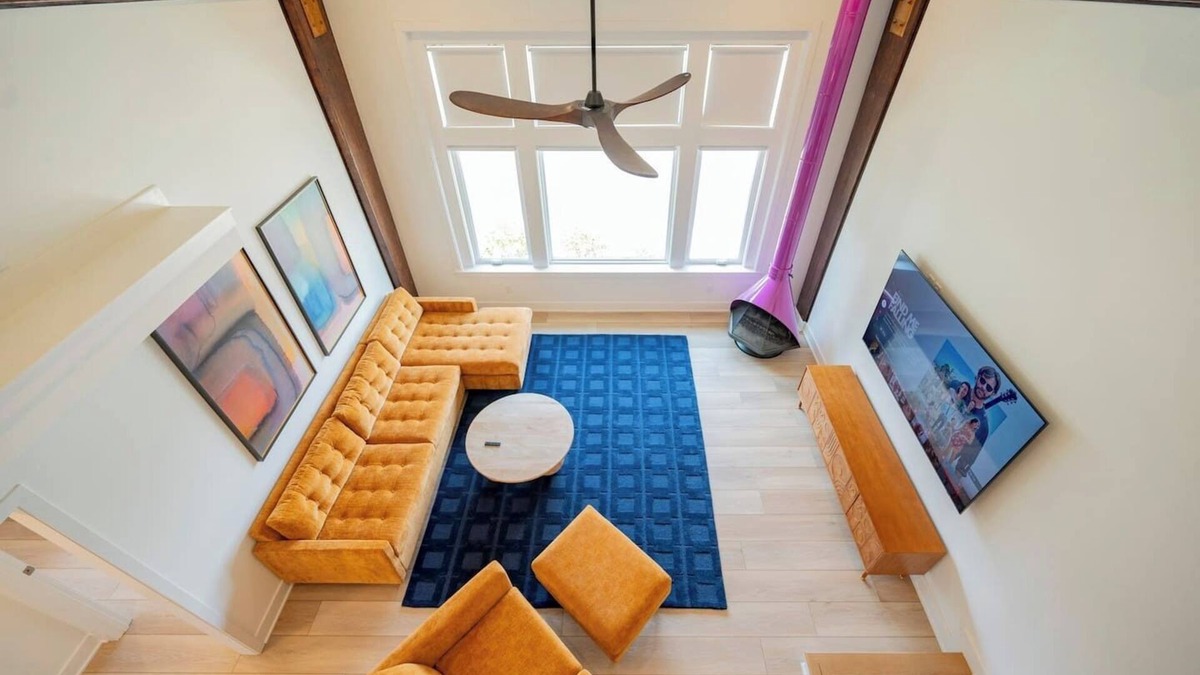 Diamond Hill Condo | Relax in Style | 2 KING Beds - *POOL* - PacMan!