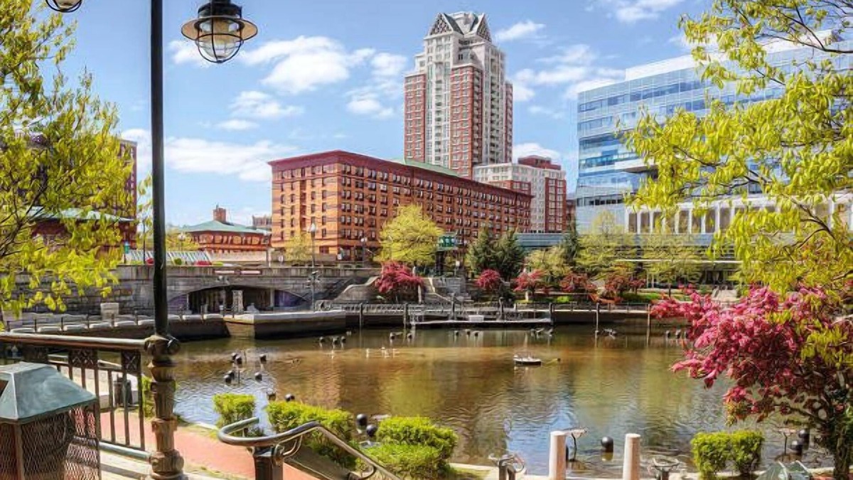Goose Hollow Hotel | Relax in Style at a Boutique Hotel with Signature Amenities, Pet Friendly!