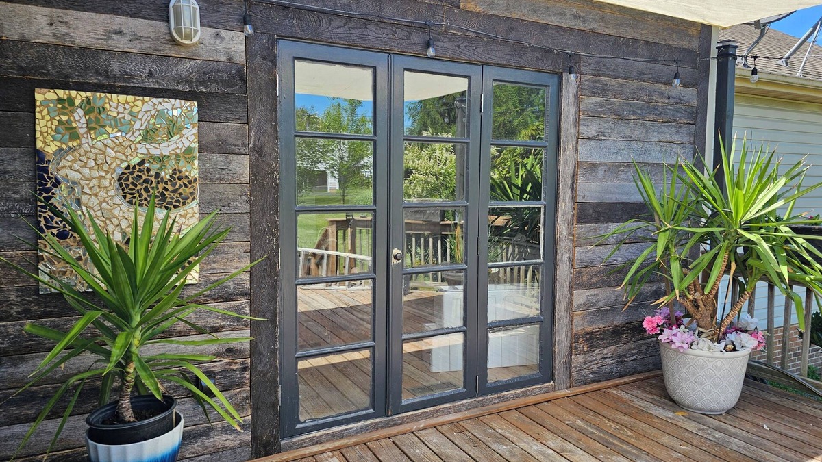 Queenstown Other | Relax in Style at This Airy 3BR/2BA Retreat with Outdoor Oasis