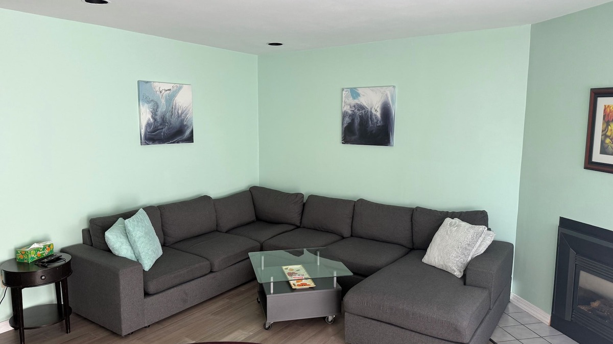 East Ithaca House | Relax in Style, Peaceful Patio, King Bed, Close to Everything