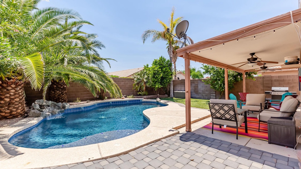 Chandler House | Relax in Style! Private Pool, Resort Backyard & 4BR Luxury Oasis in Chandler