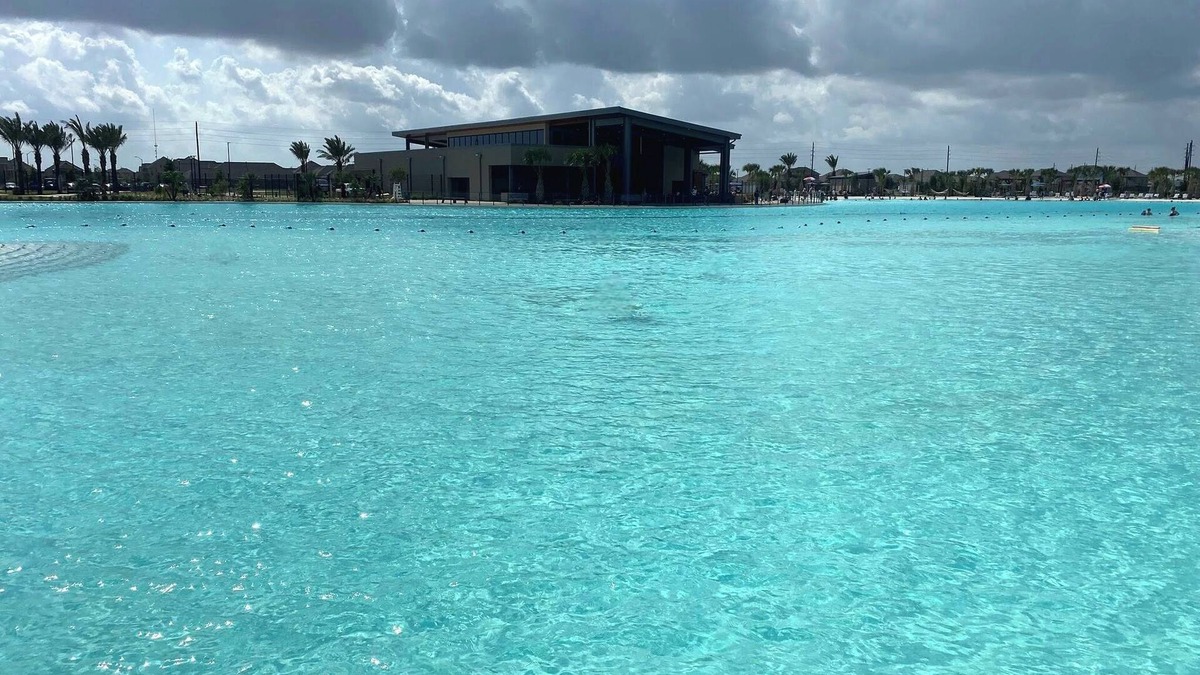 Katy House | Relax in Style | Resort-Style Amenities Meets Modern Comfort