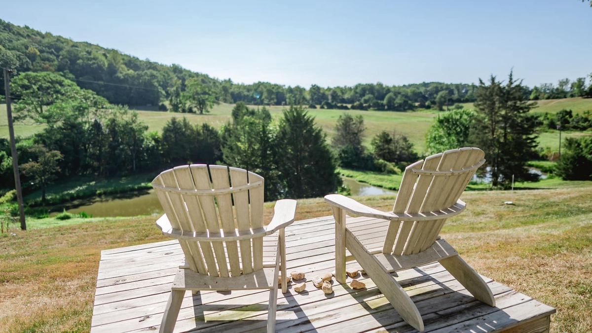 Stanardsville Other | Relax in the beautiful South River Valley just minutes from wineries,