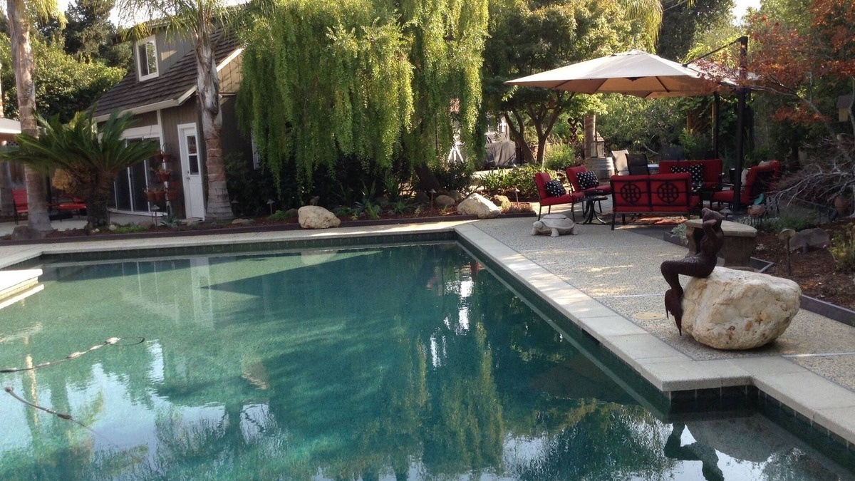 Los Gatos Cottage | Relax in your private garden by the pool.