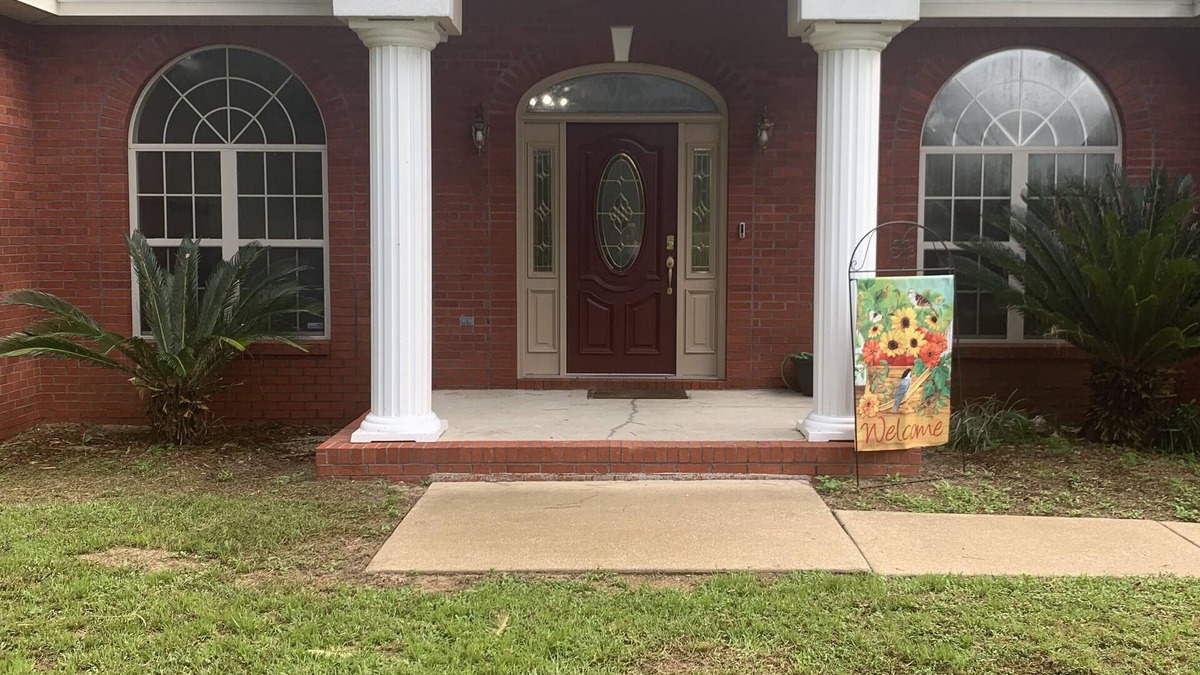 Tallahassee House | Relax! New Hottub in this 5βοΈ home Family Friends beautiful neighborhood π