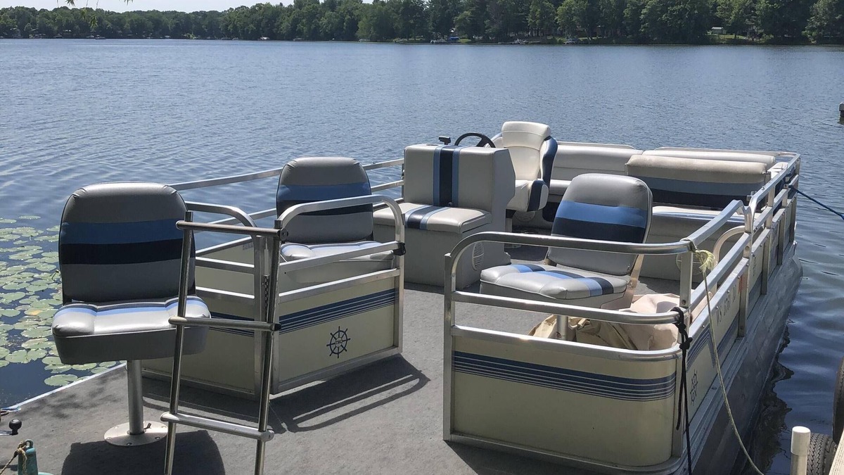 Brill House | Relax on the lake!