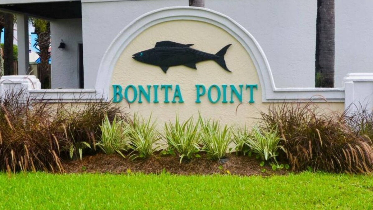 Bel Air Condo | Relax on the quiet side of PCB. Beautiful views, 4 minute walk to the Gulf.