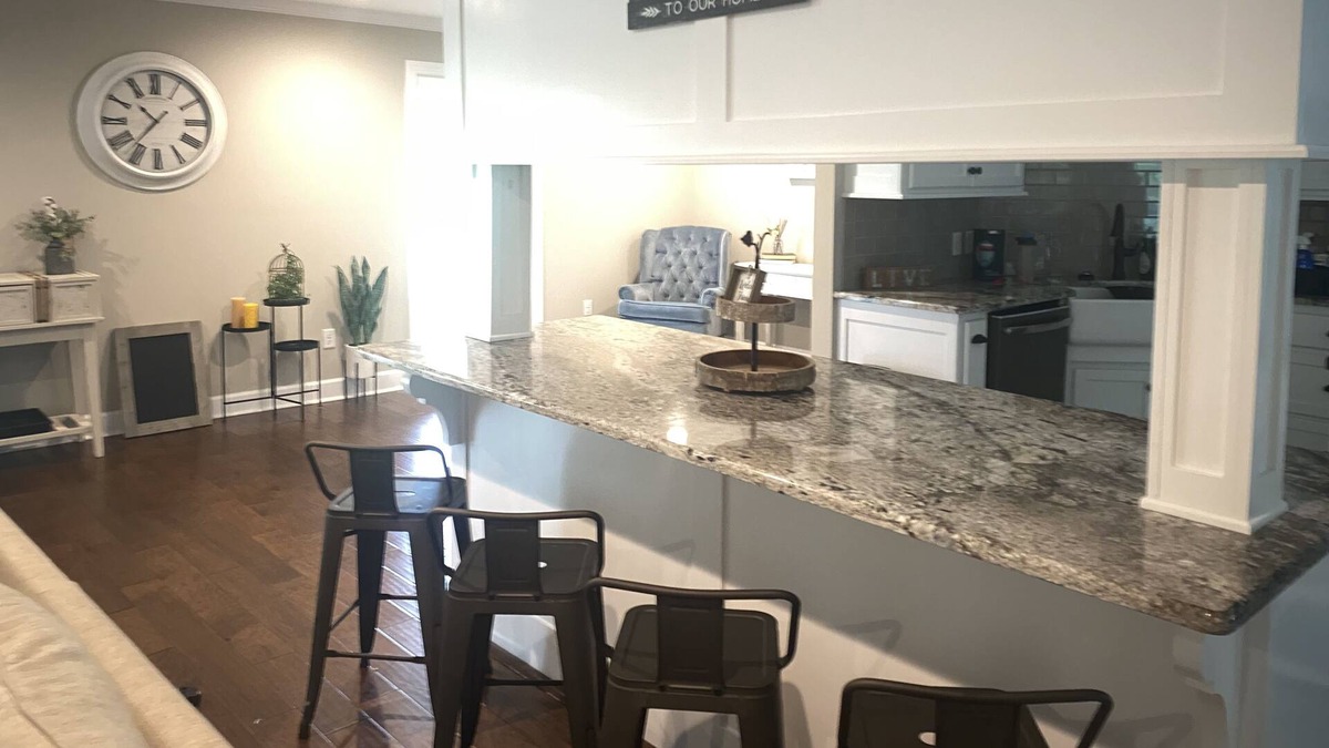 Enterprise Other | RELAX ! Pet friendly, 3 BR home. Close to everything in town and Fort Rucker