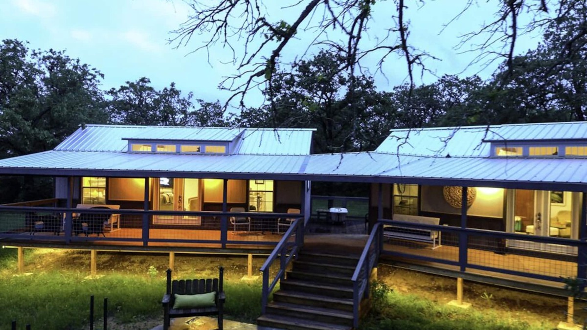 Paige Cabin | Relax, Recharge in Tranquil Country Setting