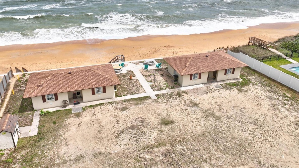 Painters Hill House | Relax! Steps to Quiet Beach | Quarter Deck Cottage in Flagler Beach | Lovely Beachside Location