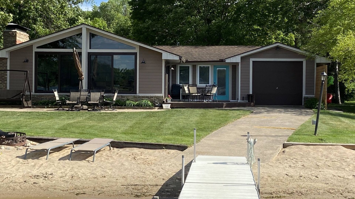 Maple Lake Township House | Relax, Unwind, You're at the Lake!