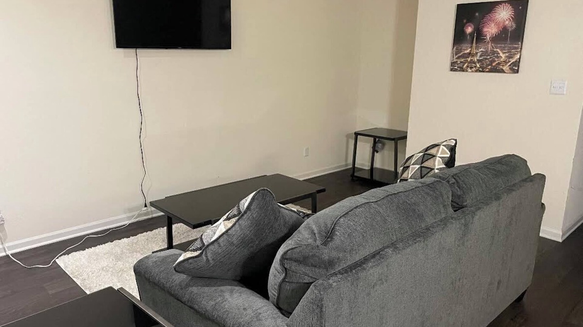 Peachtree Corners Apartment | Relax with the whole family at this peaceful place to stay.