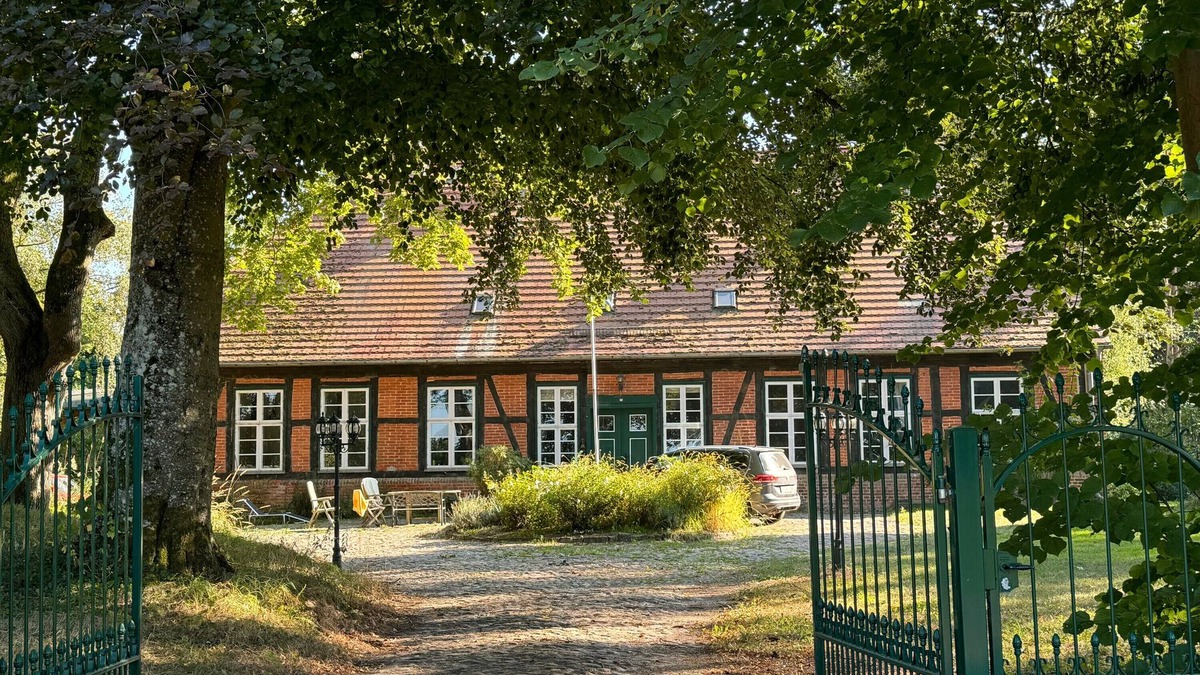 Wardow House | Relaxation at the Polchow Parish House