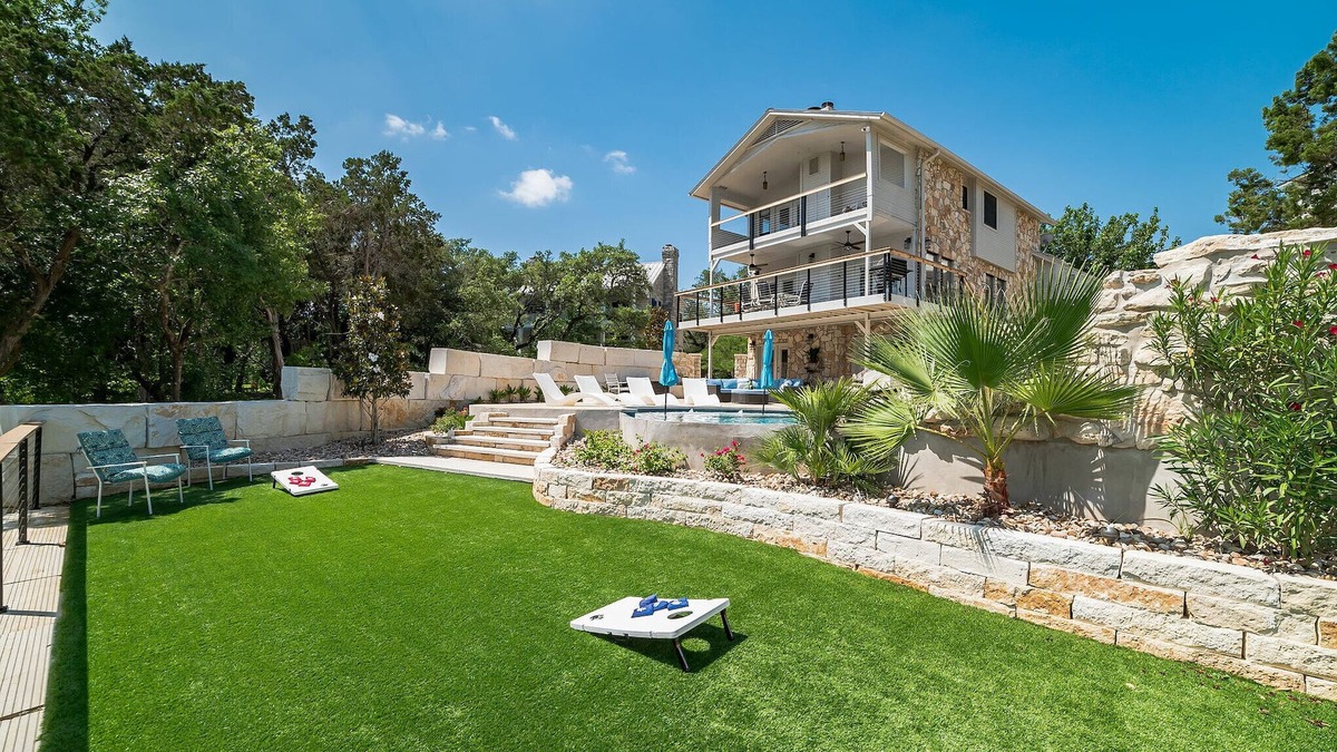Hudson Bend House | Relaxation and fun at its BEST