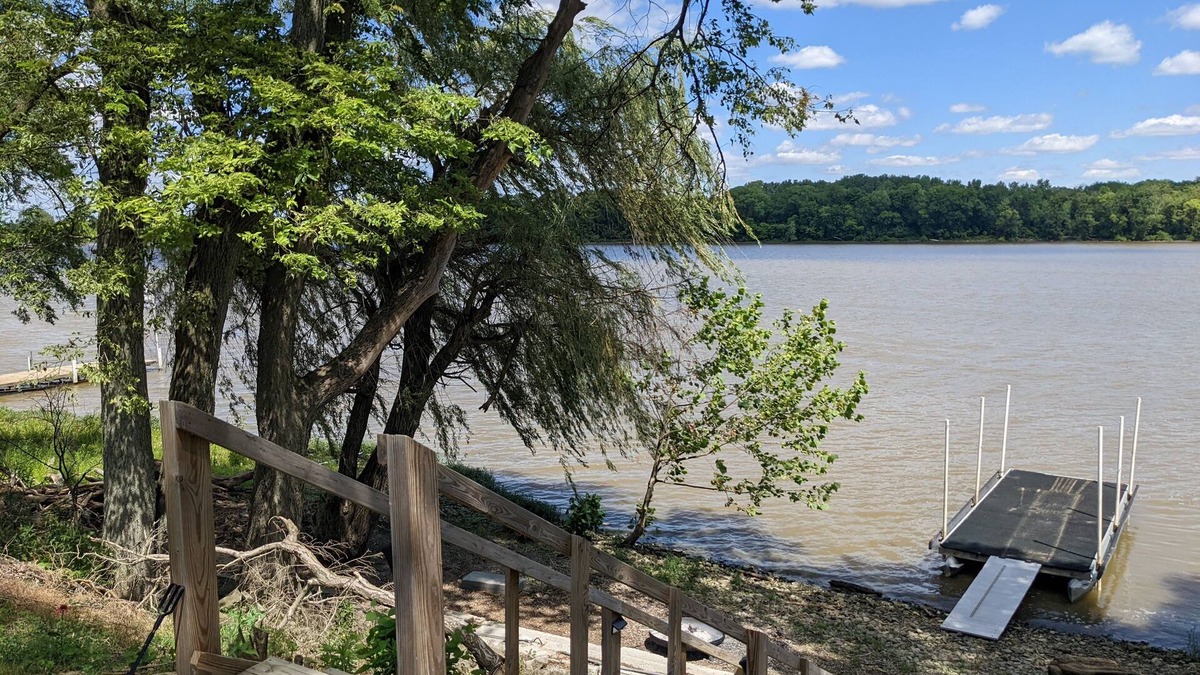 Colton House | Relaxation and Recreation on the River!