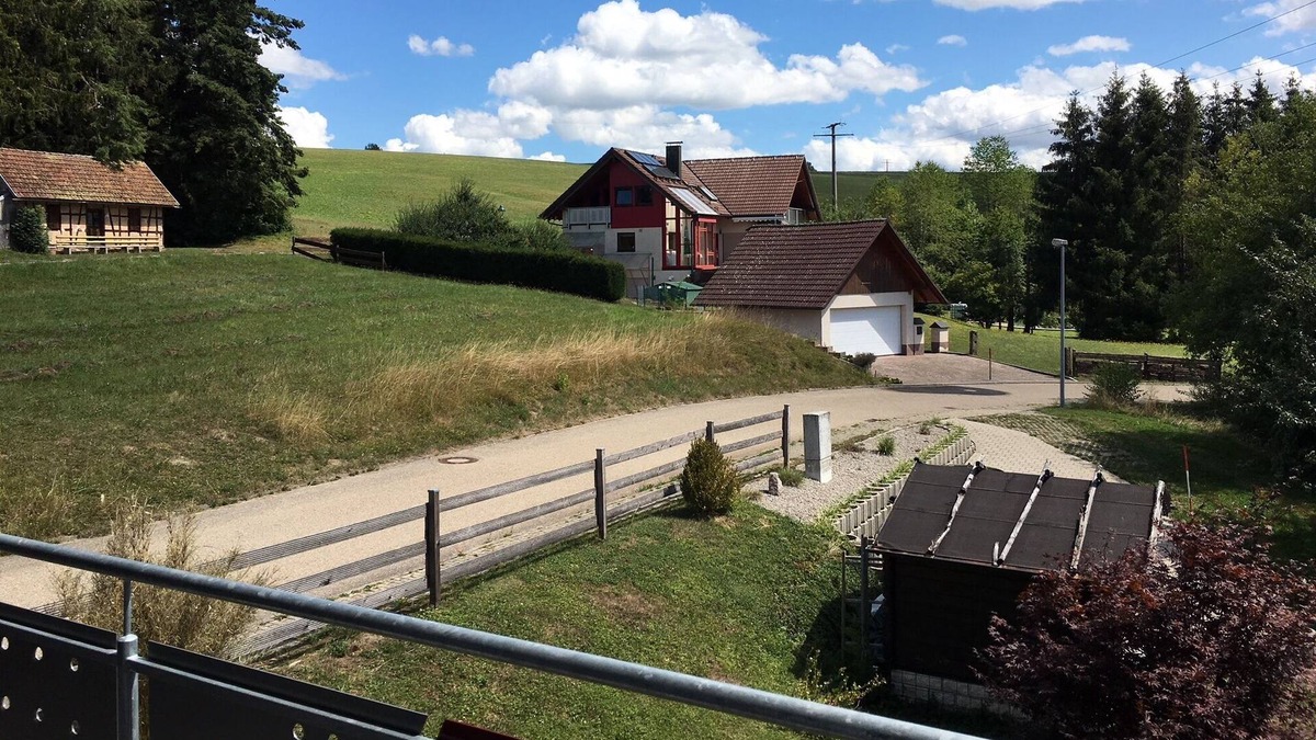 Leinstetten Apartment | Relaxation in nature, family, couples, singles, quiet location, fully equipped