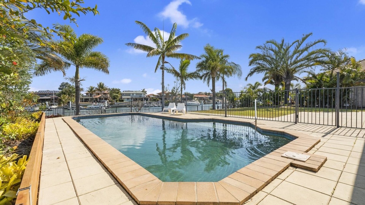 Banksia Beach House | Relaxation & Space in a Canal Home