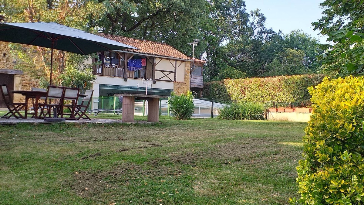 Mazeyrolles House | Relaxation stay in the Périgord Noir