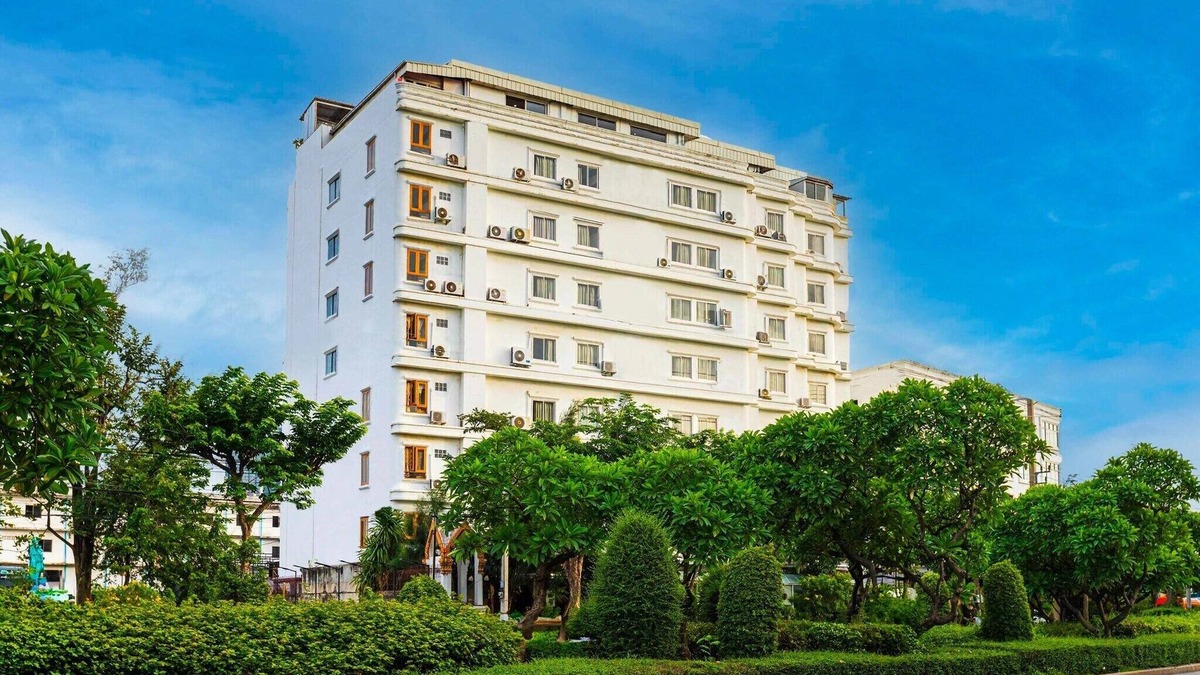 Bang Kho Laem House | Relaxed Twin Comfort | Howard Square Escape