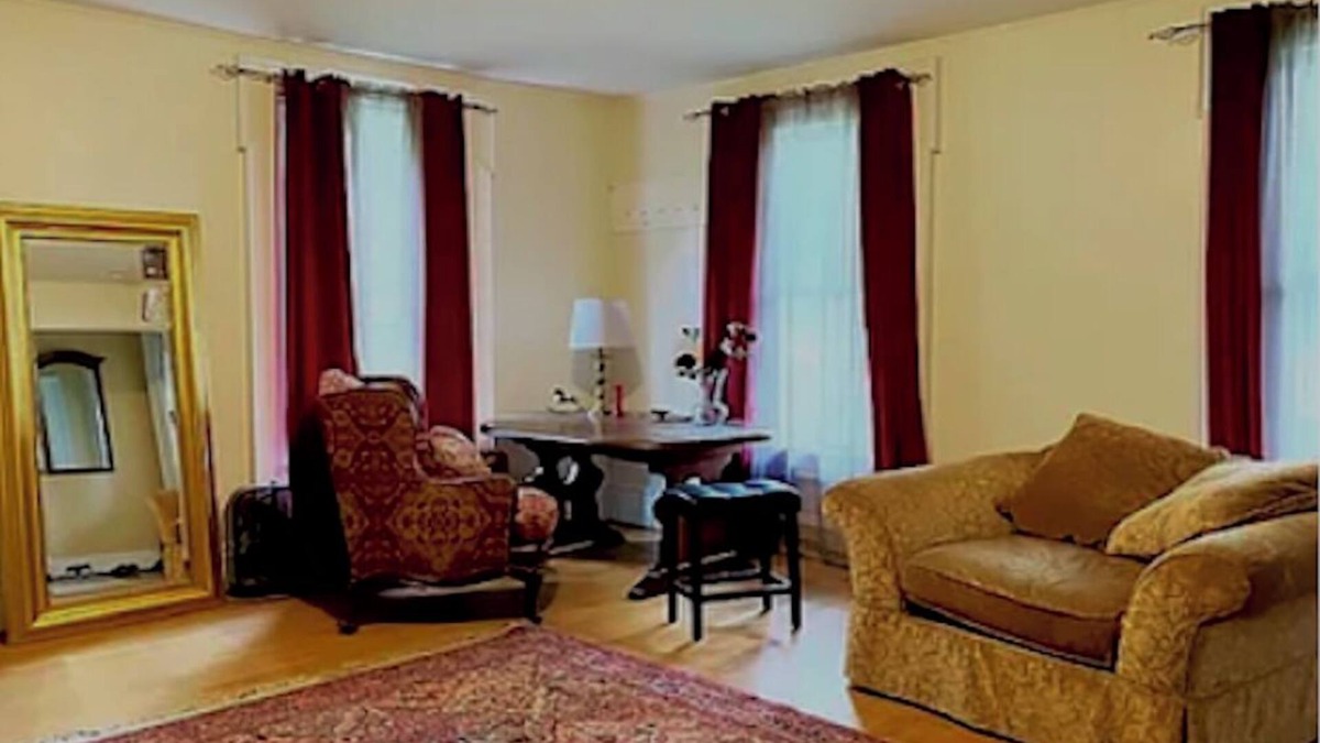 Richfield Springs House | Relaxing 1BR—1 Bath—separate kitch—private entrance—Cent AC—Huge Porch—Big Yard