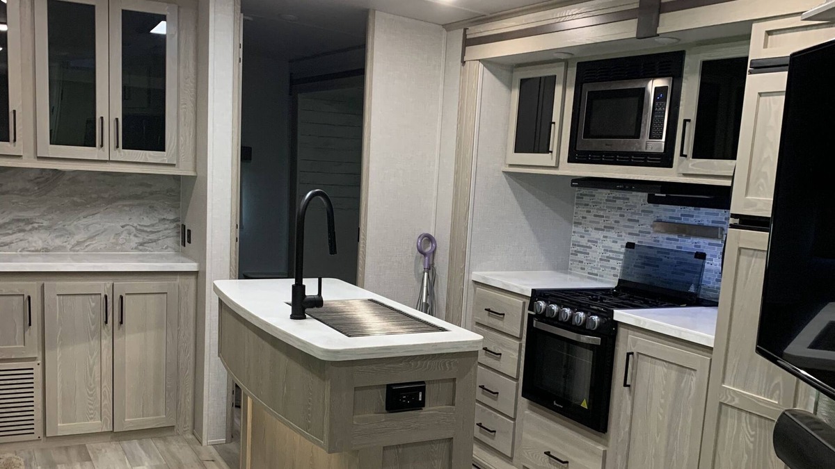 Gordon County House | Relaxing 2bd RV in N Ga Mountains