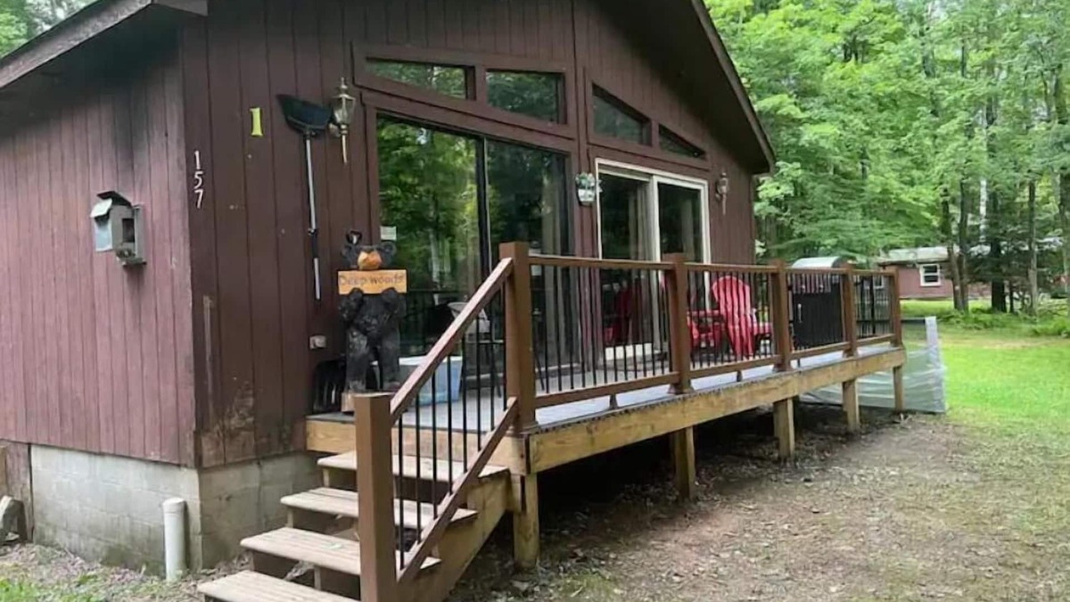 Russell Cabin | Relaxing 3 bedroom cabin #1 at Deep Woods