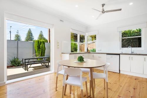 Grange House | Relaxing 3BR Beachside Haven Grange